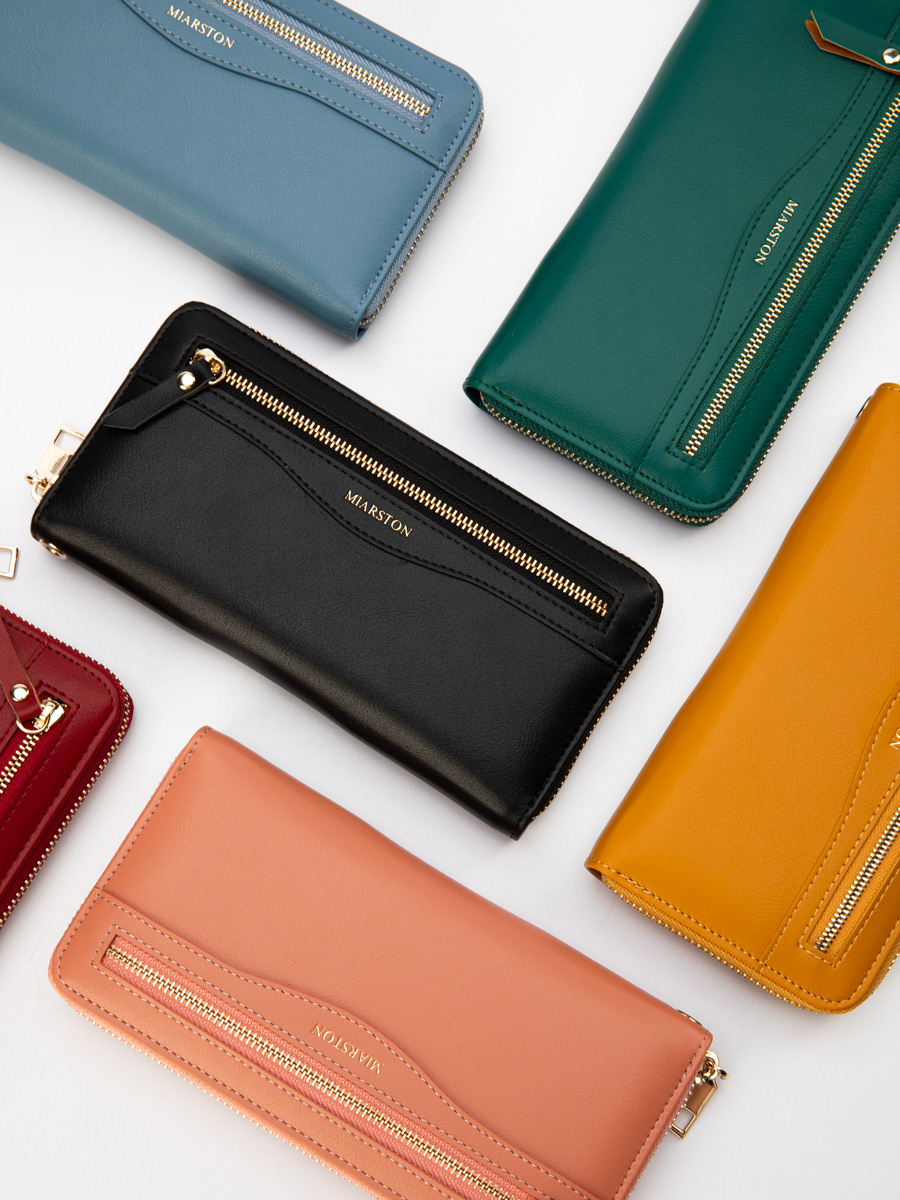 Фотосъёмка кошельков в AF Studio