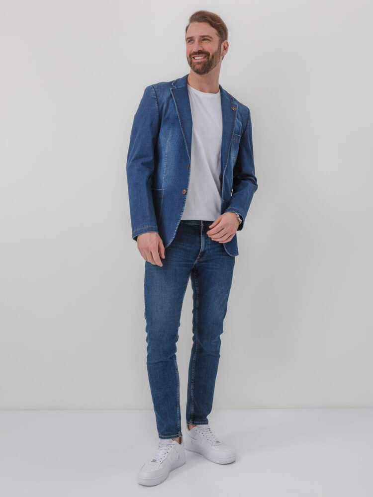 Фотосъёмка одежды в AF Studio