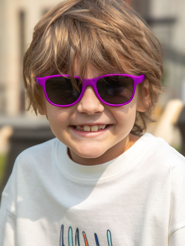 Фотосъемка очков на модели в AF Studio