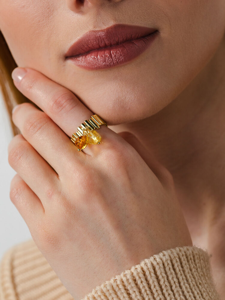 Фотосъемка ювелирных изделий с моделью в AF Studio