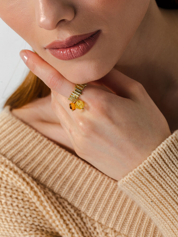 Фотосъемка ювелирных изделий с моделью в AF Studio