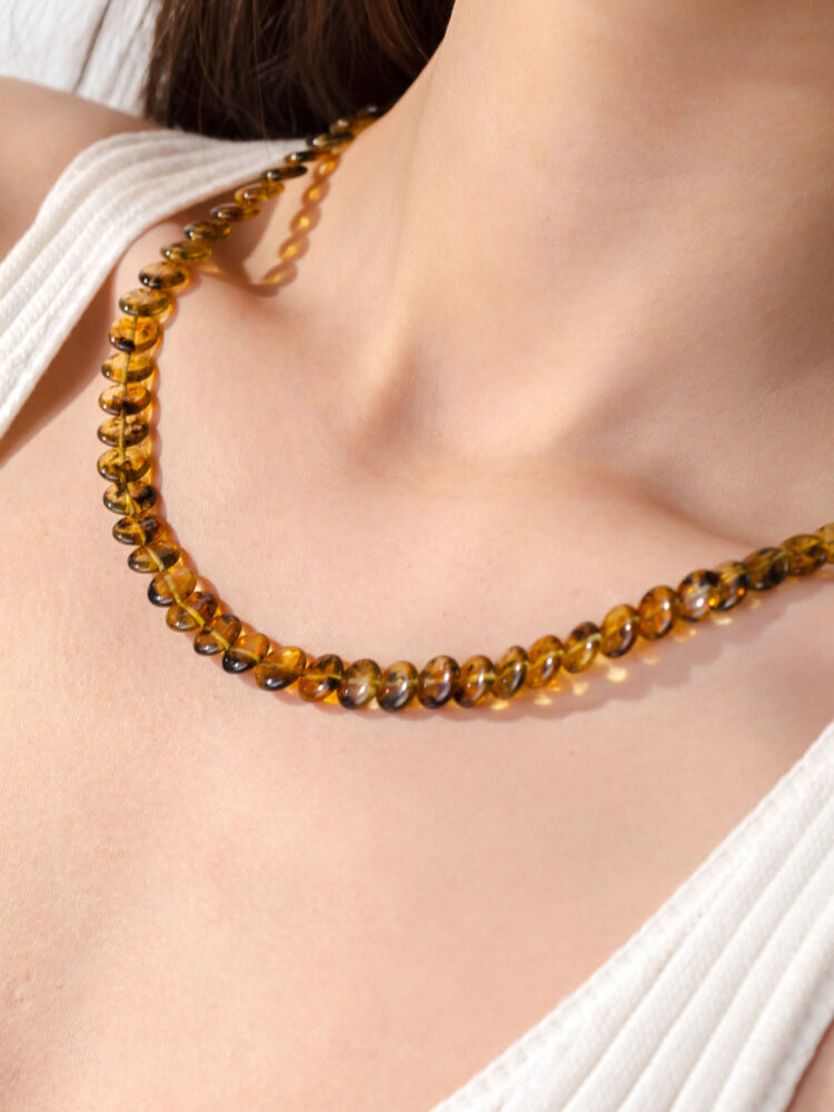 Фотосъемка ювелирных изделий с моделью в AF Studio