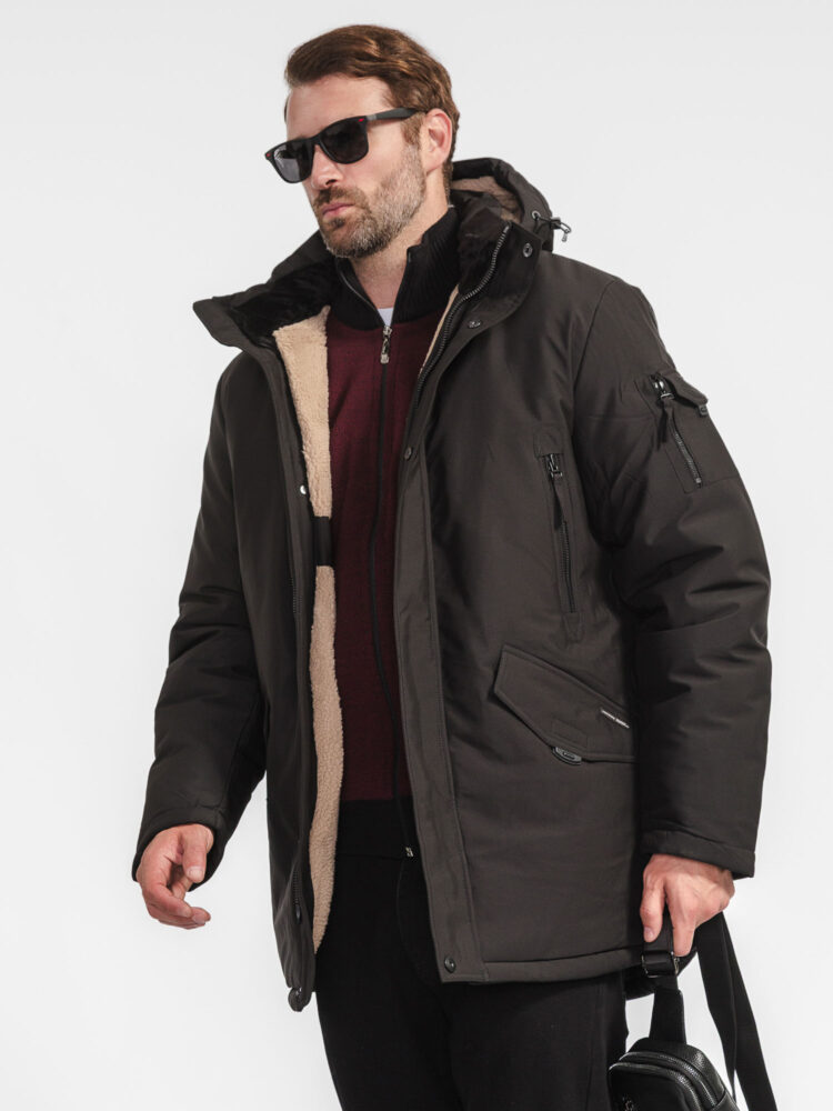 Фотосъёмка верхней одежды в AF Studio