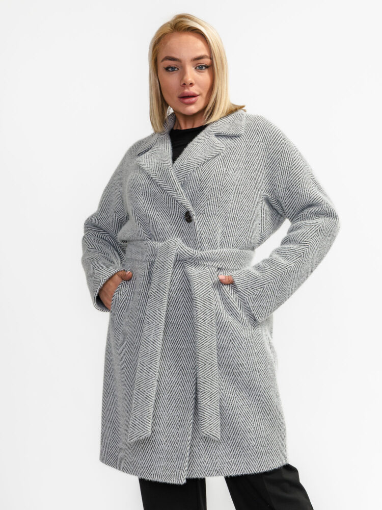 Фотосъёмка верхней одежды в AF Studio