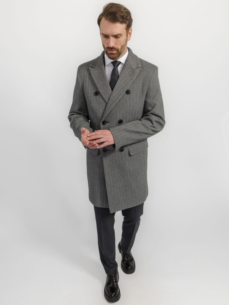 Фотосъёмка верхней одежды в AF Studio