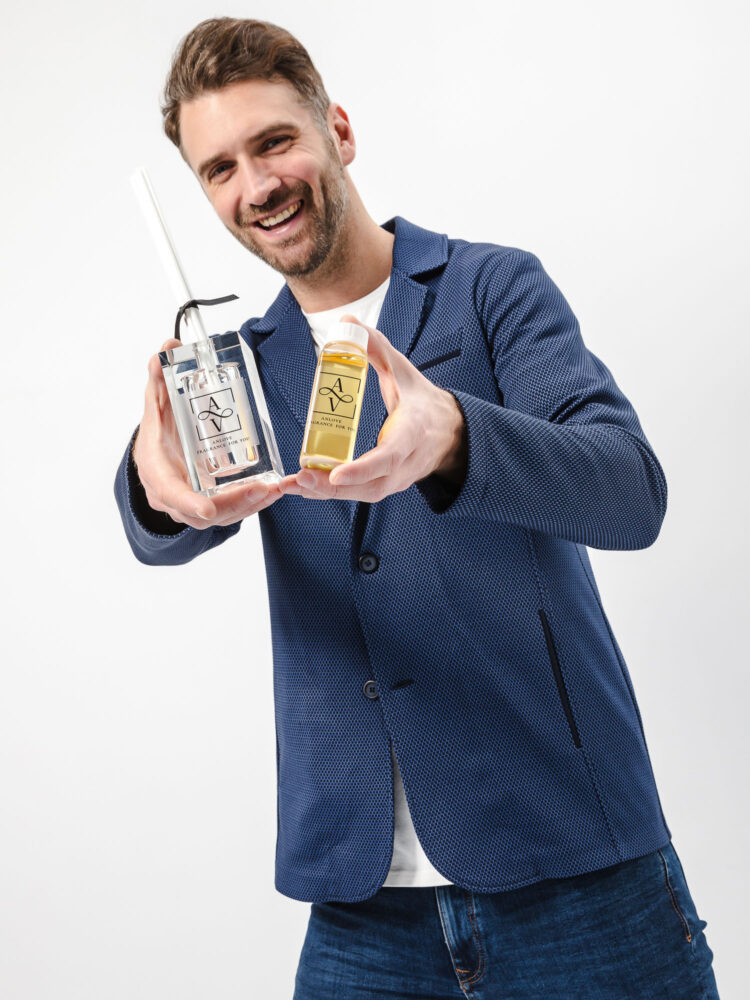 Фотосъемка товаров с моделью в AF Studio