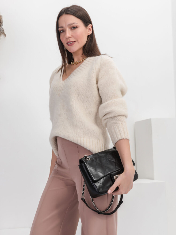 Съемка сумок и рюкзаков с моделью в AF Studio