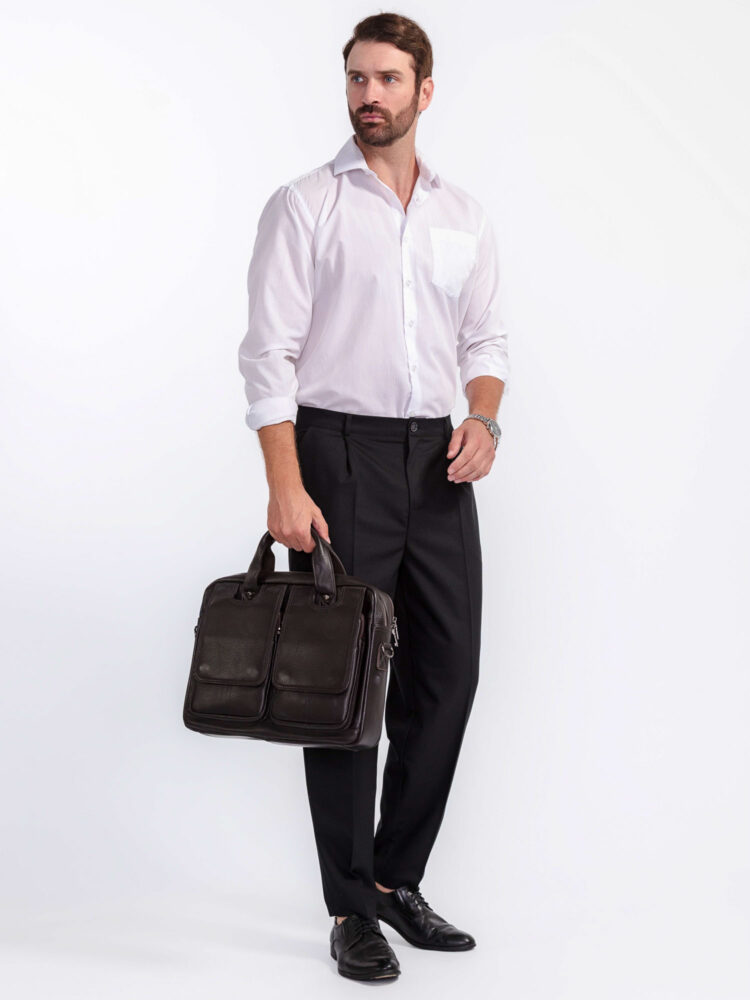 Съемка сумок и рюкзаков с моделью в AF Studio