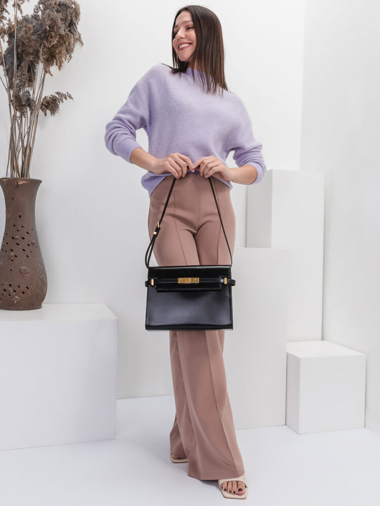 Съемка сумок и рюкзаков с моделью в AF Studio