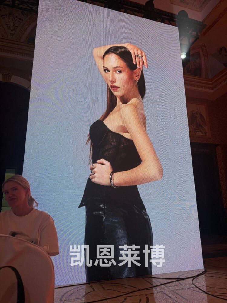 Виктория Н в AF Studio